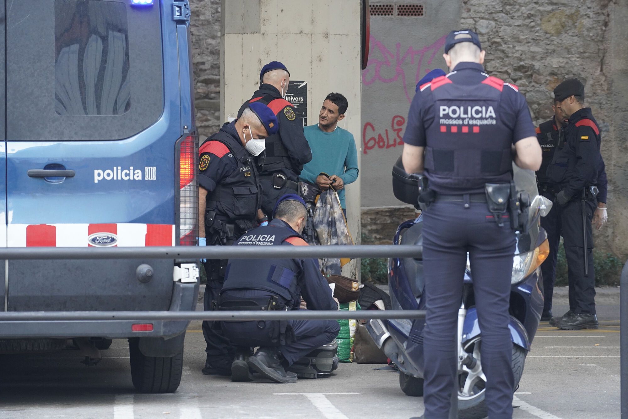 Girona carrer Tomàs Mieres desallotjament edifici ocupat