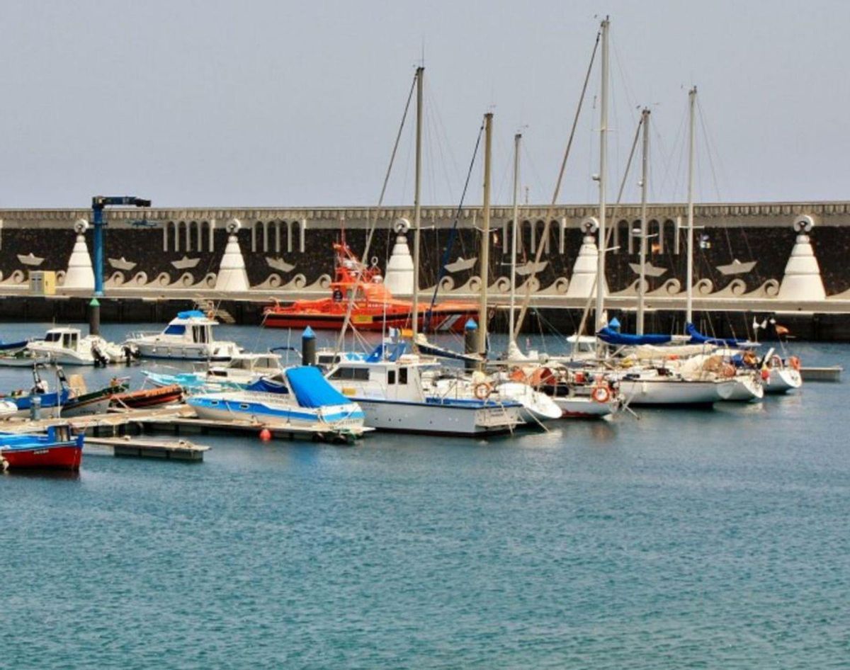 El puerto de La Restinga. | | E.D
