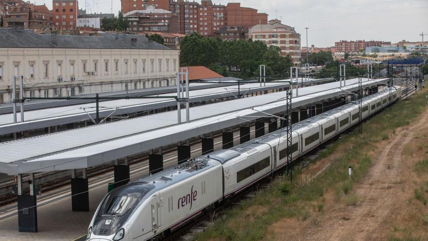 Renfe inicia la formación de los maquinistas de los trenes Avril que viajarán a Zamora