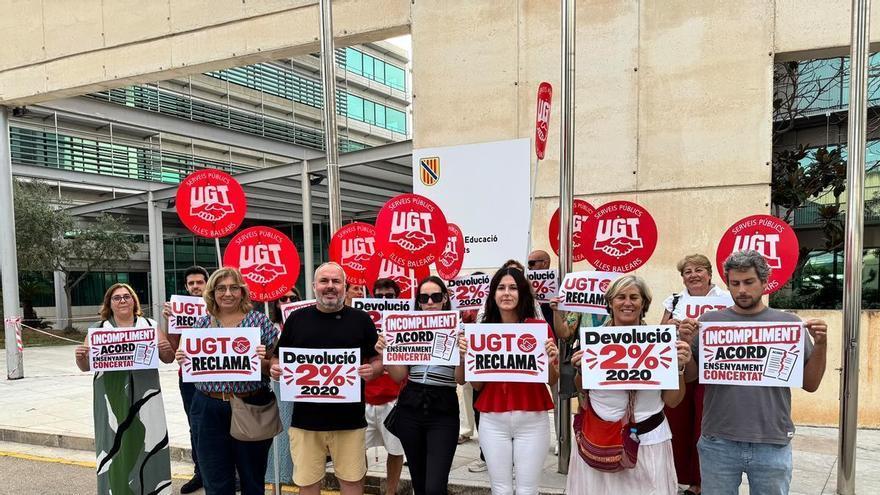 UGT exige la devolución del 2% recortado en 2020 a los docentes de la concertada de Baleares
