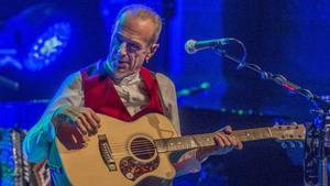 Francis Rossi, durante el concierto de Status Quo en el Liceu.