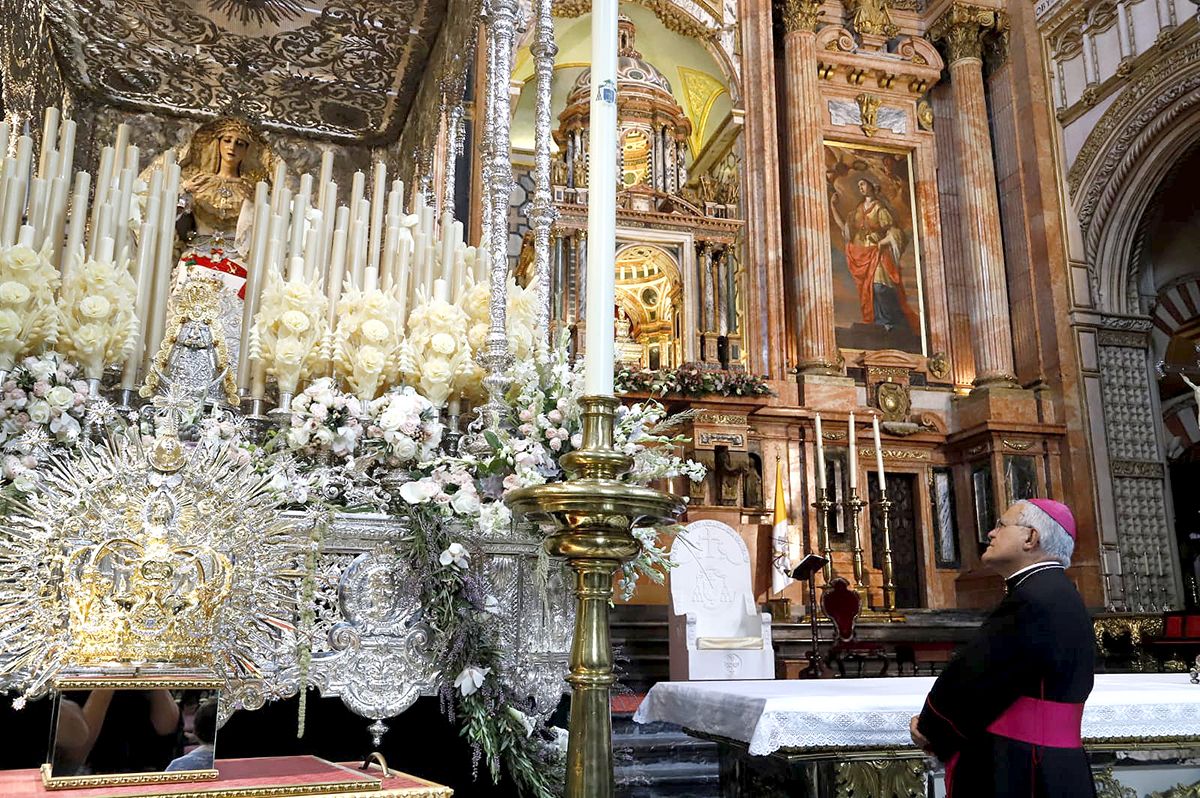 Imágenes de la coronación canónica de la Virgen de la Paz