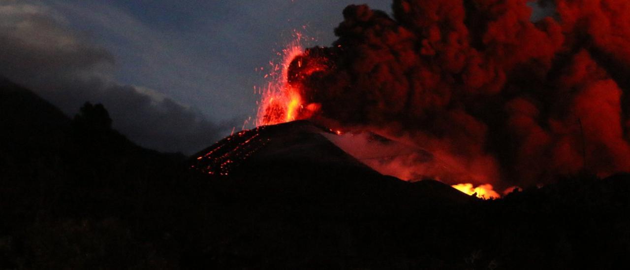 El volcán de La Palma, desde Tajuya