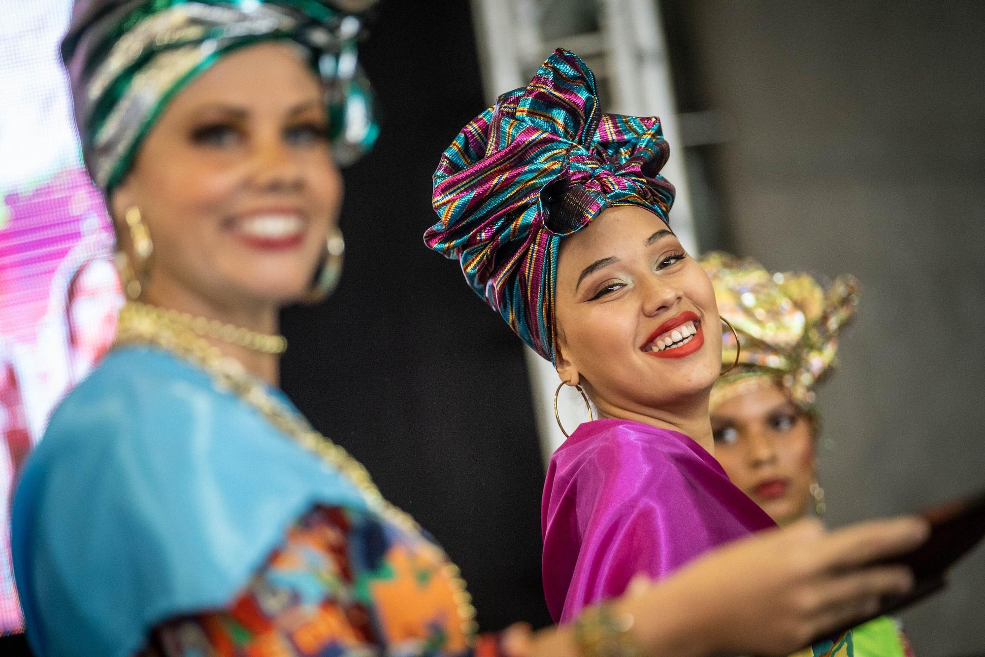 Un homenaje en Tenerife al Carnaval Internacional en la Feria Tricontinental de Artesanía