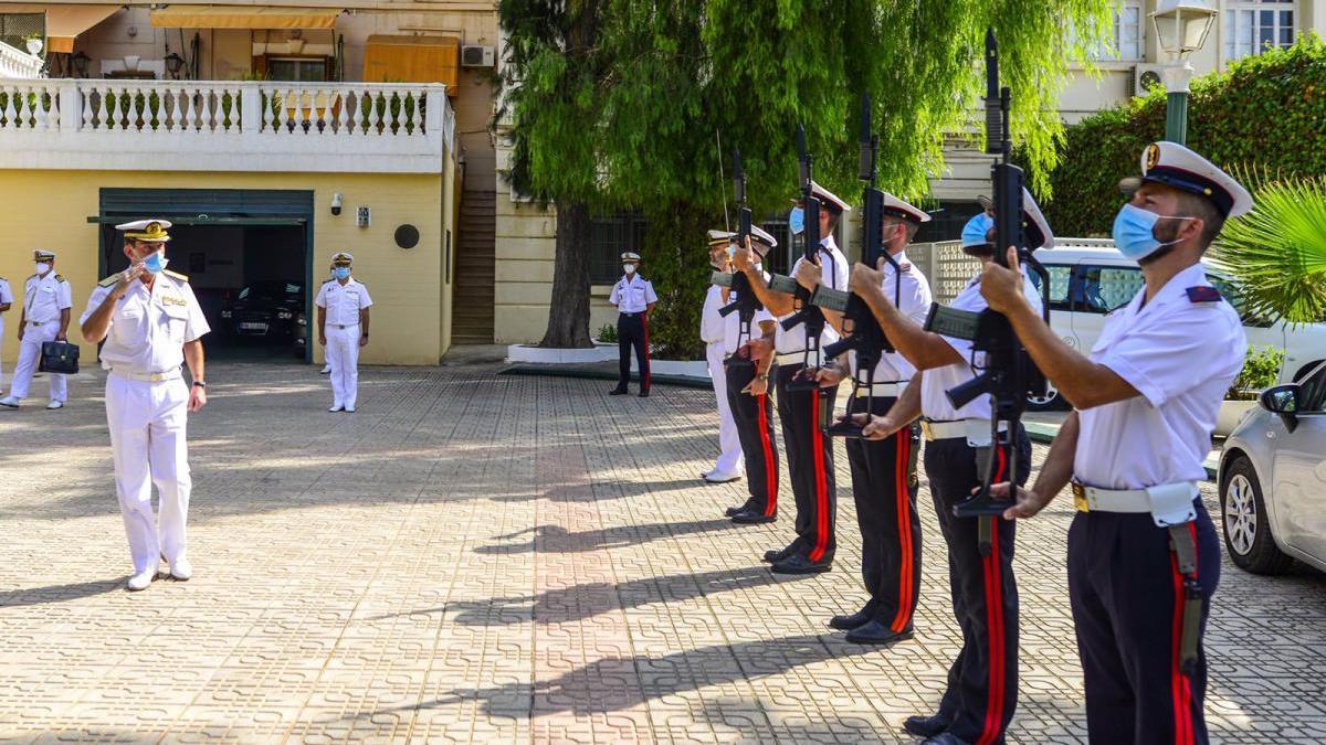 El Alflot visita junto al Almart el Cuartel General de la Fuerza de Acción Marítima.