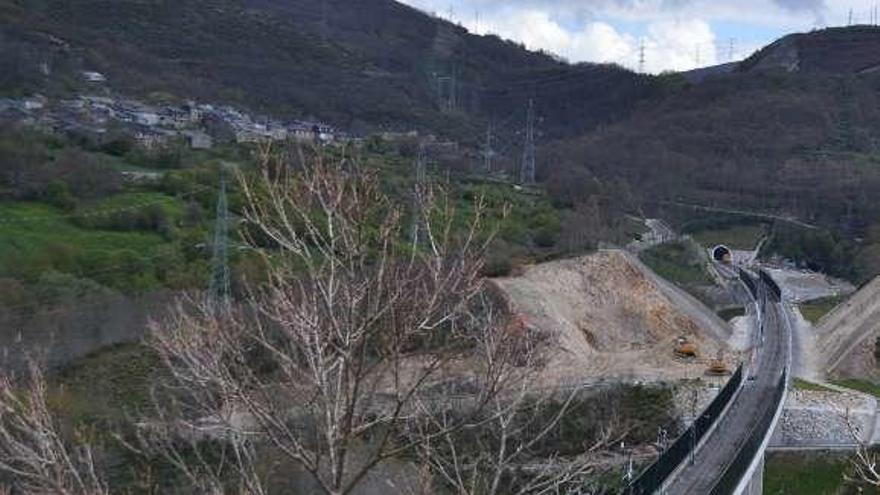 Obras del AVE en el tramo de Aciberos.