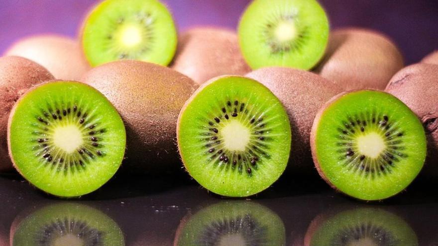 Olvídate de comer kiwi: las razón de los expertos para eliminarlo de la dieta