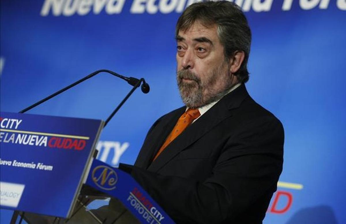 L’exministre Juan Antonio Belloch, al Fòrum Nova Ciutat. L’exministre Juan Antonio Belloch, al Fòrum Nova Ciutat.