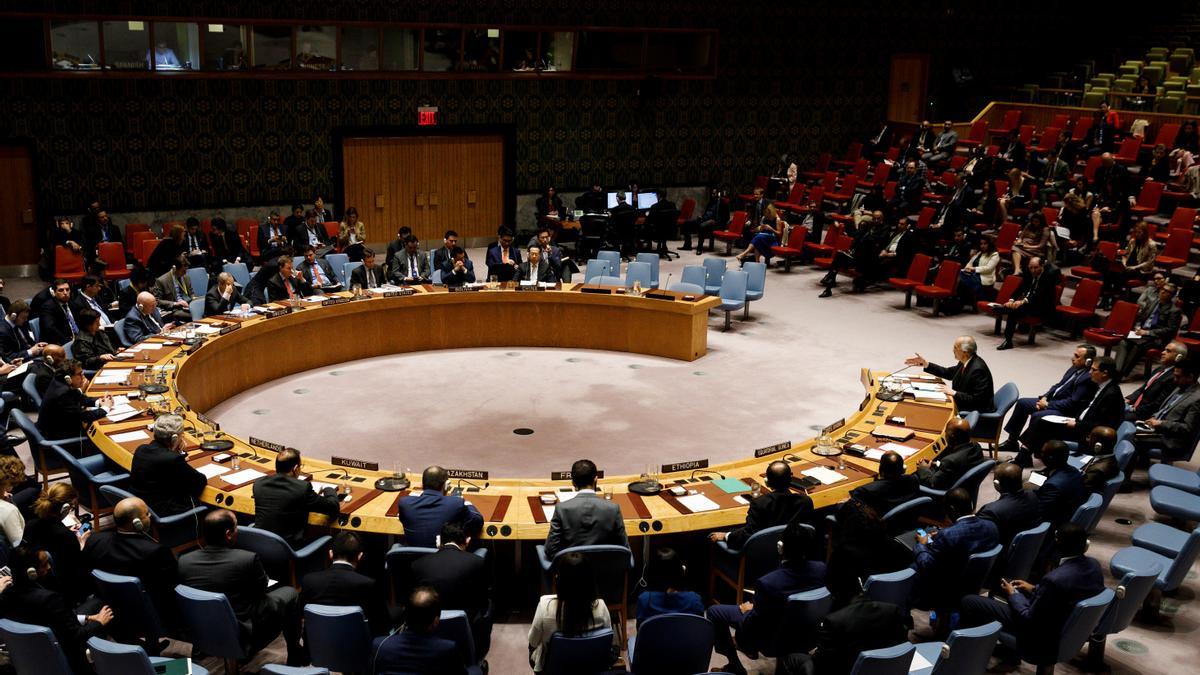 Rusia y Ucrania se enzarzan en el Consejo de Seguridad por el suministro de armas.
