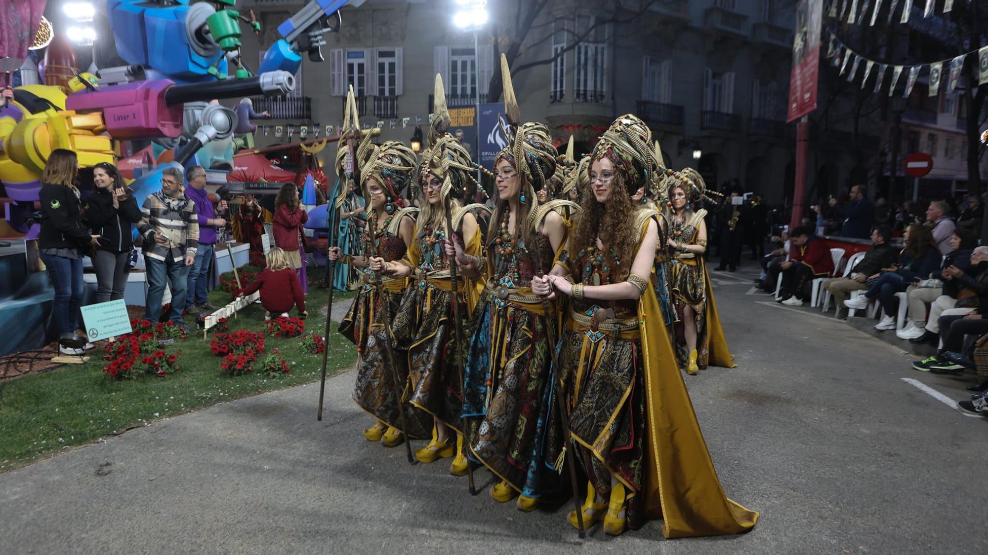 La Gran Parada Mora de la falla Almirante Cadarso, en imágenes