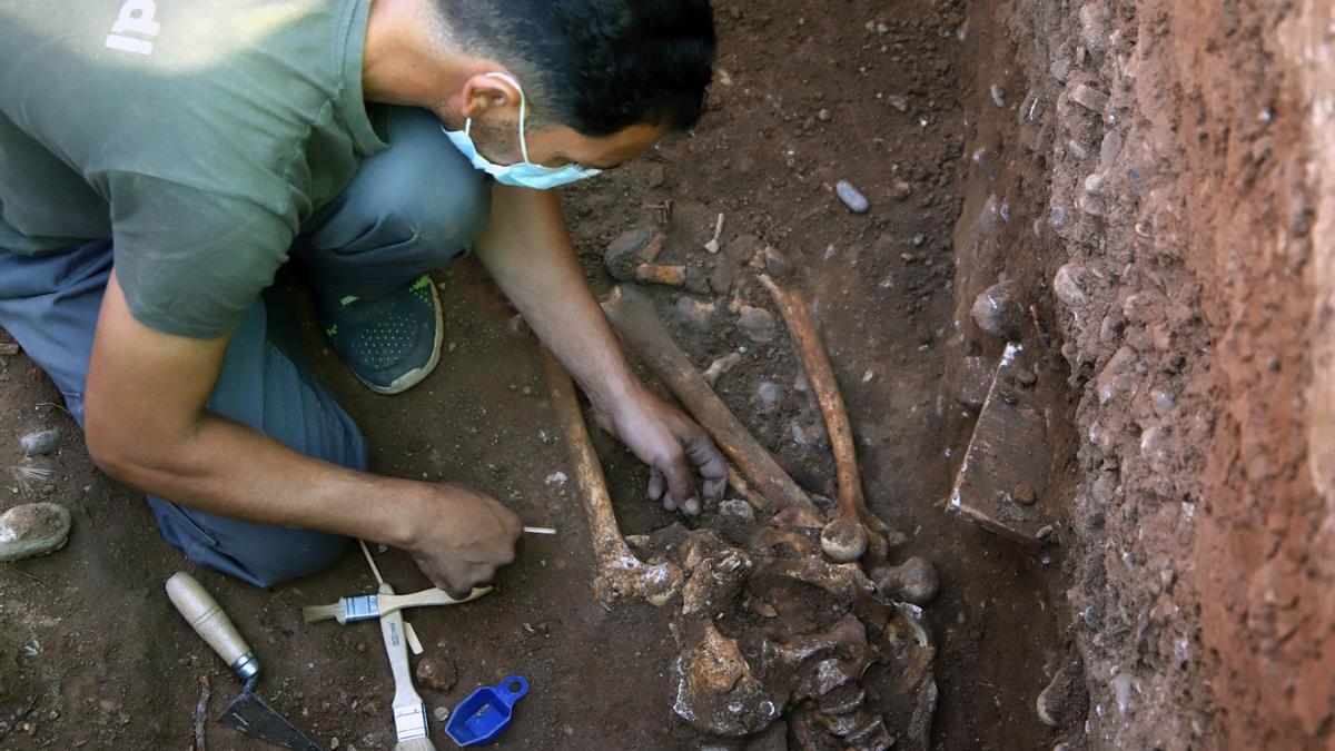 Exhumaciones en el cementerio de La Salud de Córdoba, en una imagen de archivo.