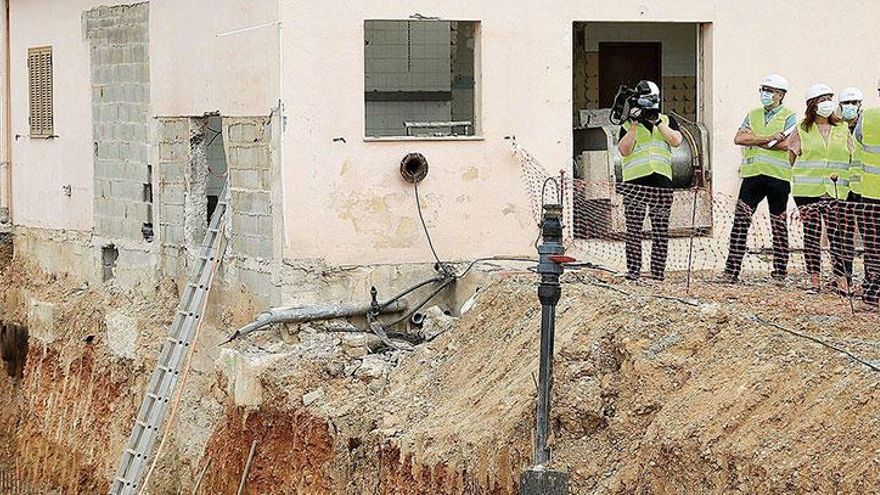 Bauen auf dem Land wird schwieriger - es sei denn, es handelt sich - wie hier auf dem Foto aus der Gemeinde Porreres - um eine Kläranlage.