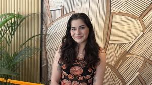 Lauren Roberts, autora de la trilogía Powerless