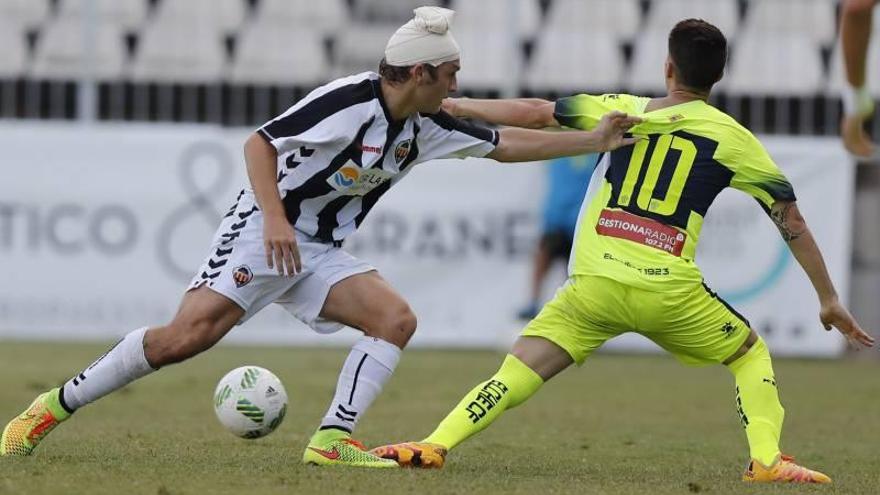 Castellón y Elche B comparten el botín en una tarde volcánica