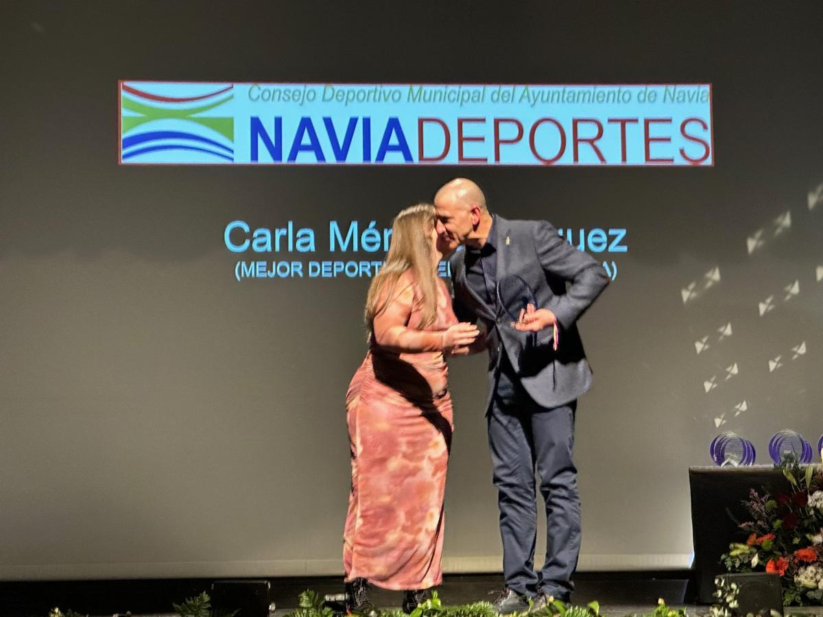 La Gala del Deporte de Navia, un aplauso al esfuerzo y la determinación La Gala del Deporte de Navia, un aplauso al esfuerzo y la determinación