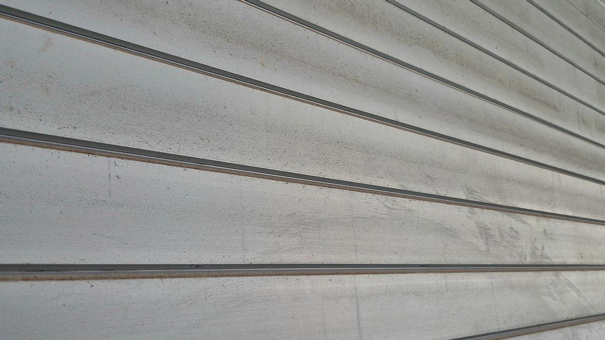 En 48 horas aterriza en Lidl la escoba que deja las persianas exteriores y las ventanas como recién instaladas (y a precio reducido)