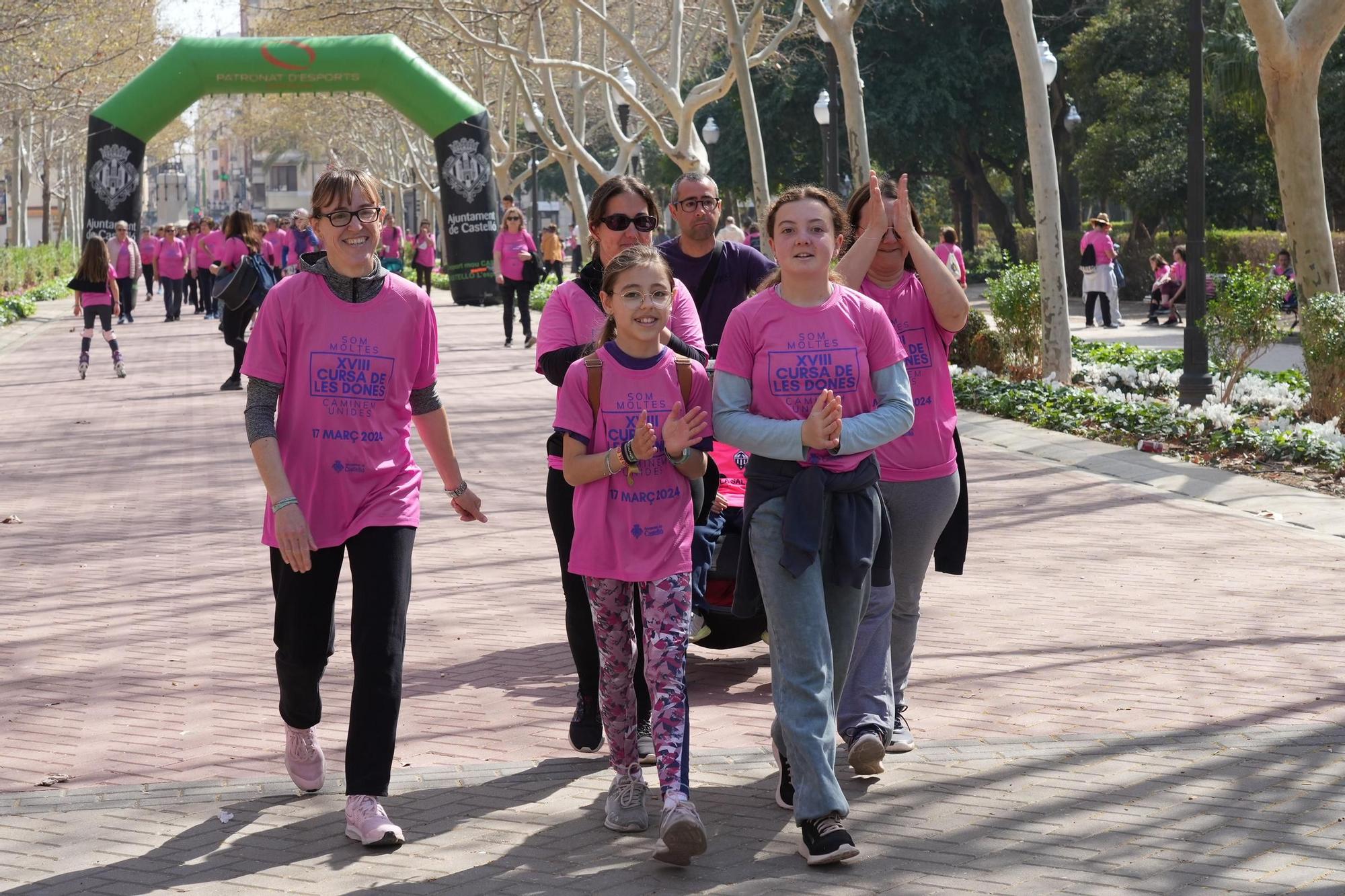 Todas las imágenes de la XVIII 'Cursa de les Dones' de Castelló