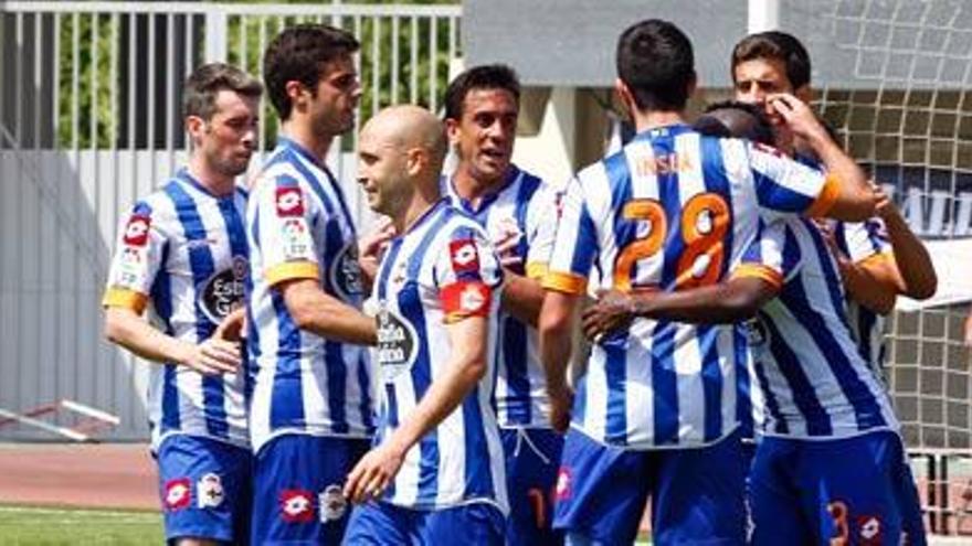 Los jugadores del Dépor celebran uno de los goles // LOF