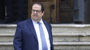 El exconseller y actual diputado de ERC, Joan Ignasi Elena, a su salida del Tribunal Superior de Justícia de Catalunya (TSJC).