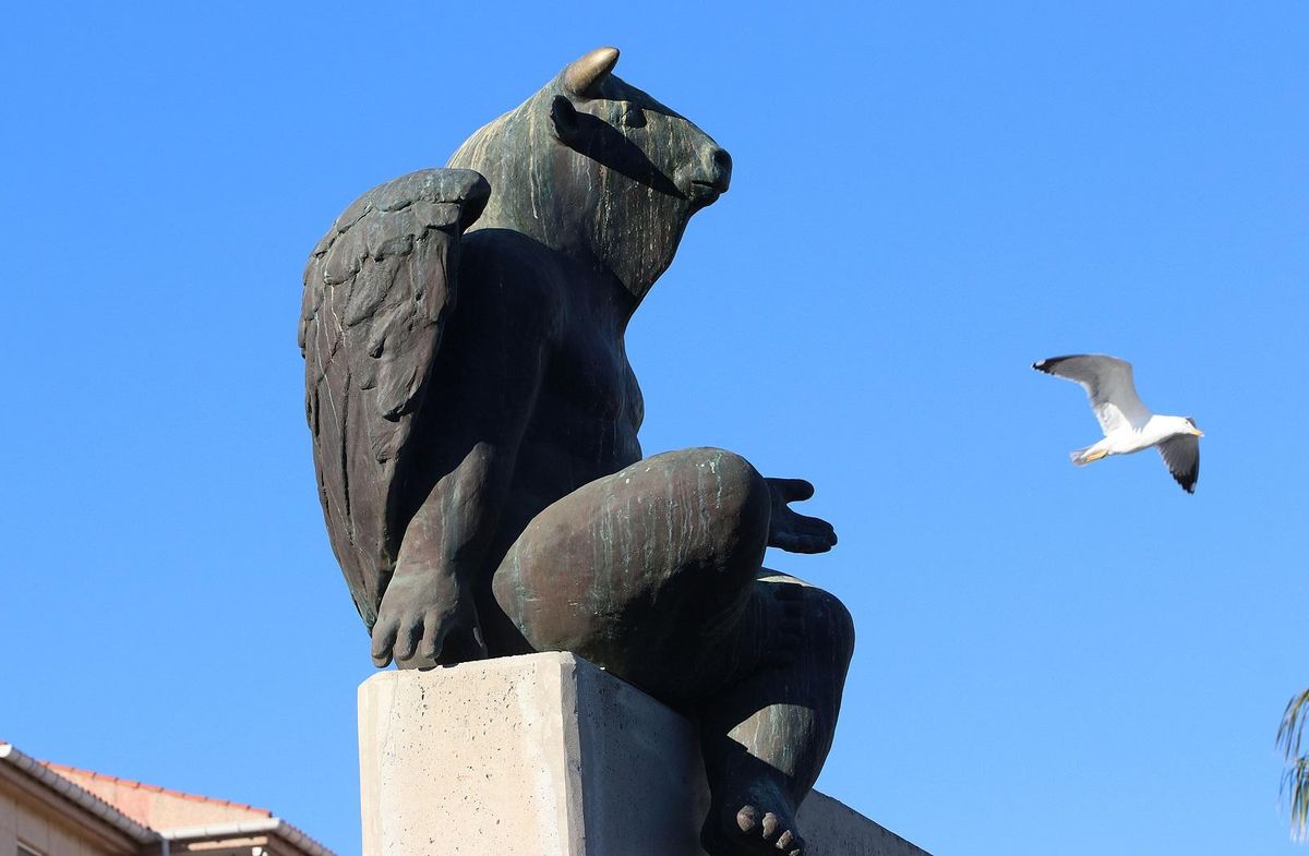 Minotauro alado del Parque del Oeste, otra obra del artista alemán.