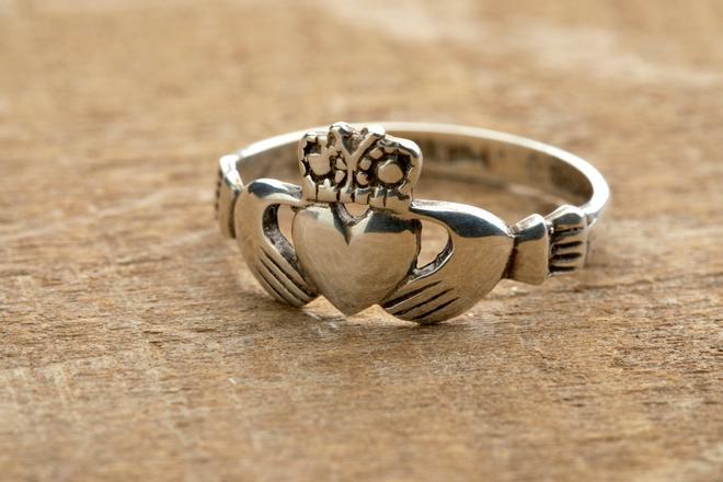 Anillo Claddagh Irlanda