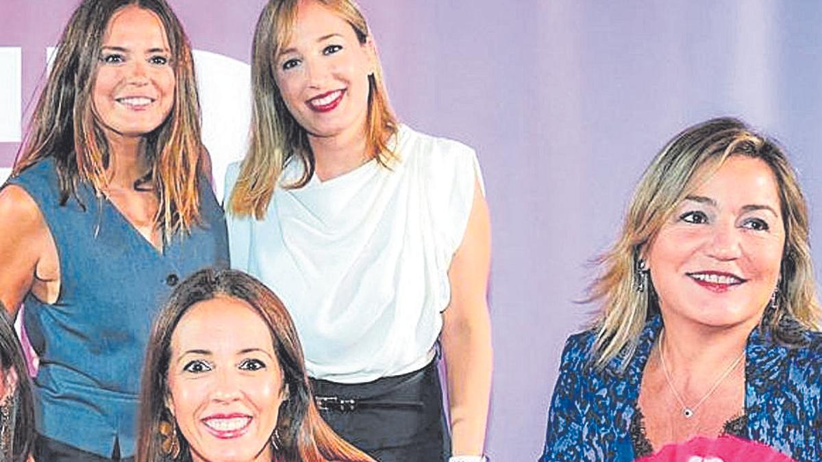 Mar Comín (arriba, izquierda) y Vanesa Cursach (derecha).