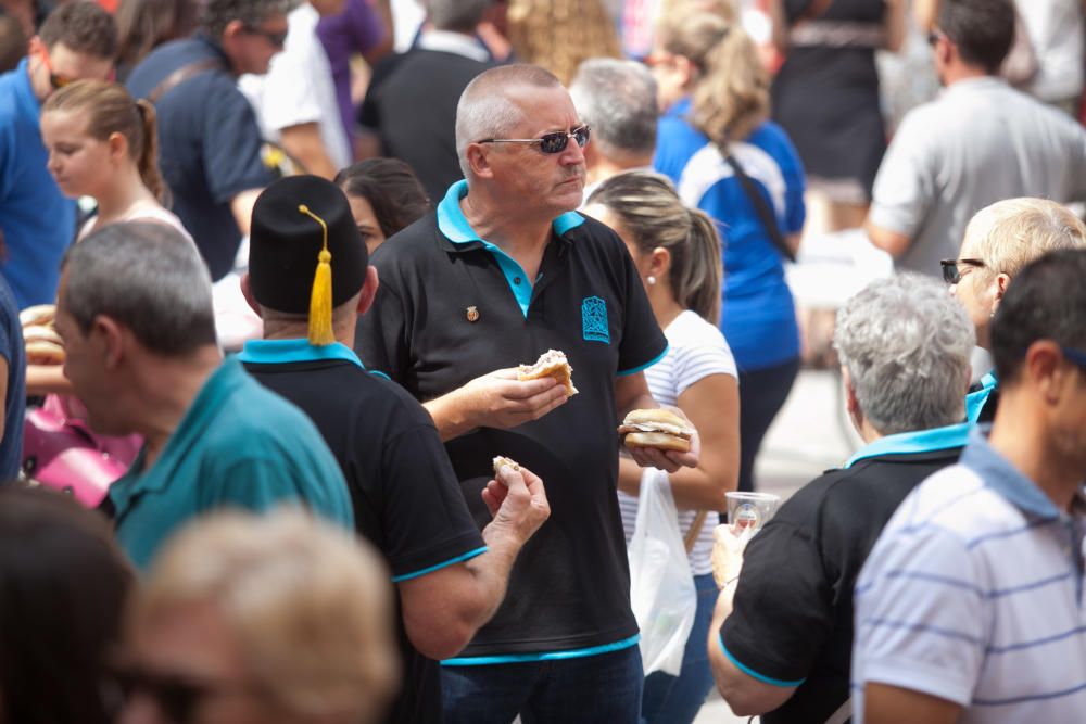 La hamburguesa más larga del mundo