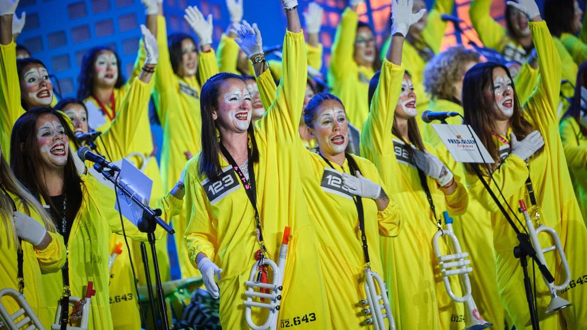 Triquikonas, el pelotón del Carnaval.