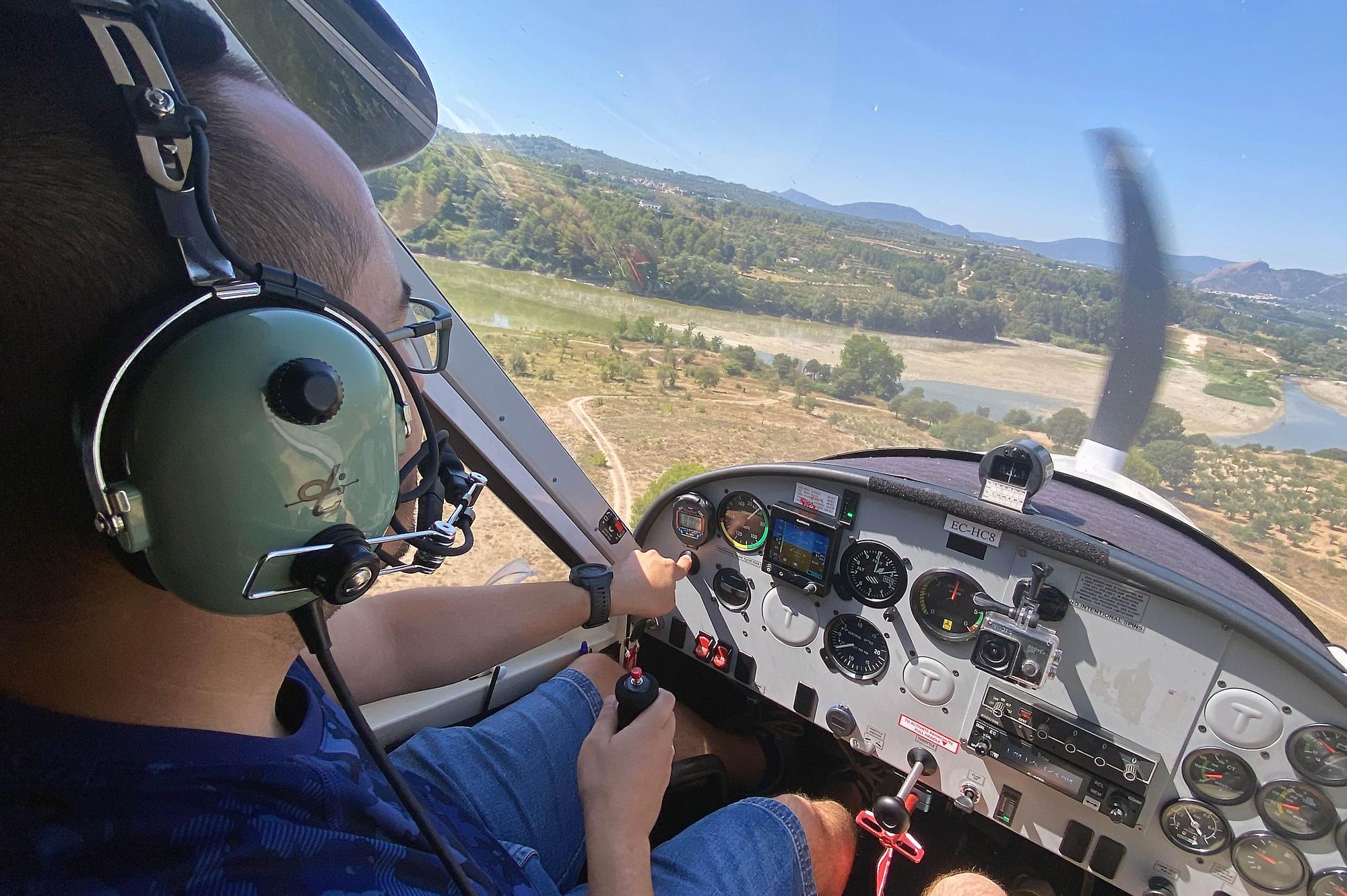 Pilotos en guardia contra los incendios