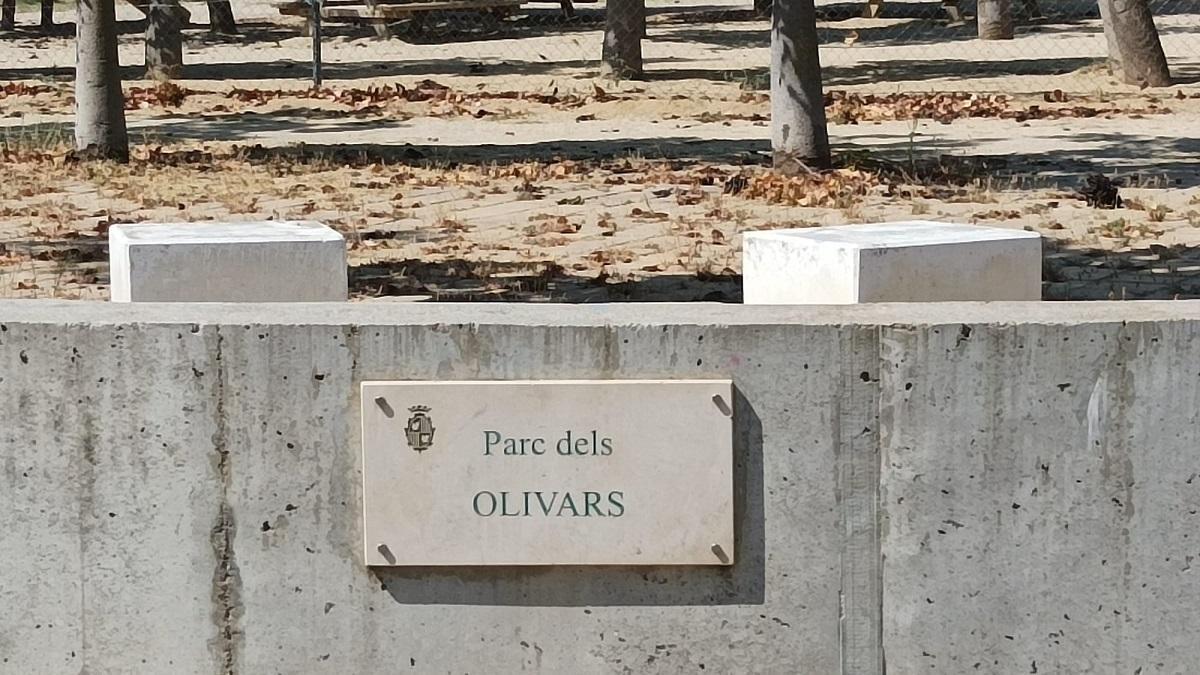 L’AV Olivar Gran de Figueres reclama el Parc dels Olivars ocupat pels barracons de l’escola Carme Guasch des de fa vint anys