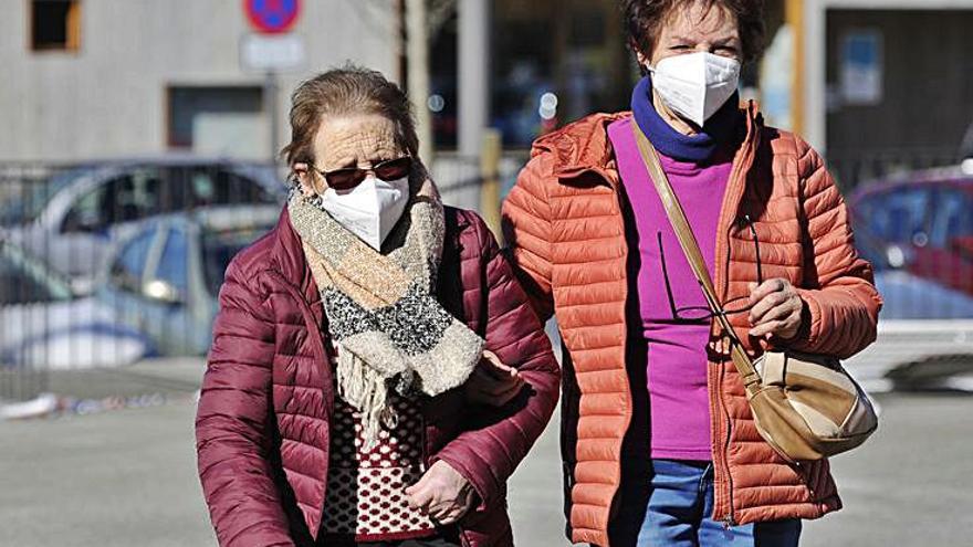 Delfina Naceira, a su llegada al centro de salud.