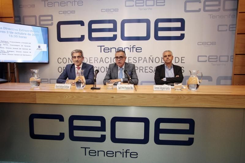 Reunión de Hacienda y la CEOE-Tenerife