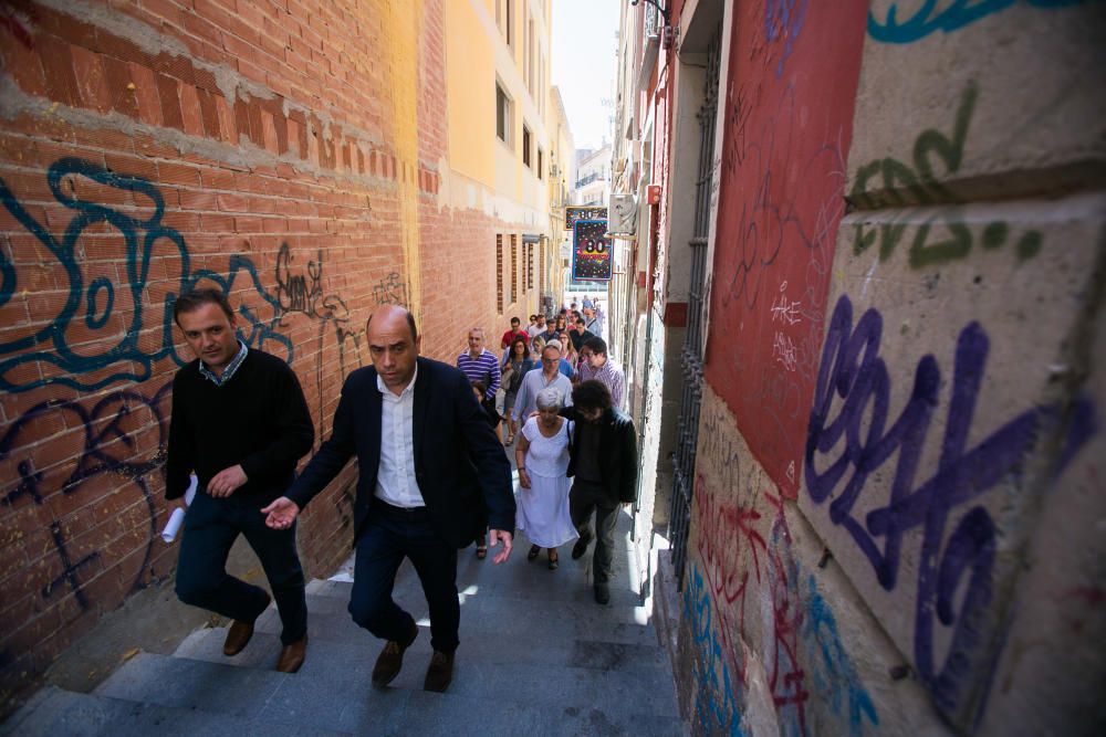 Homenaje a Altamira por el centro de Alicante