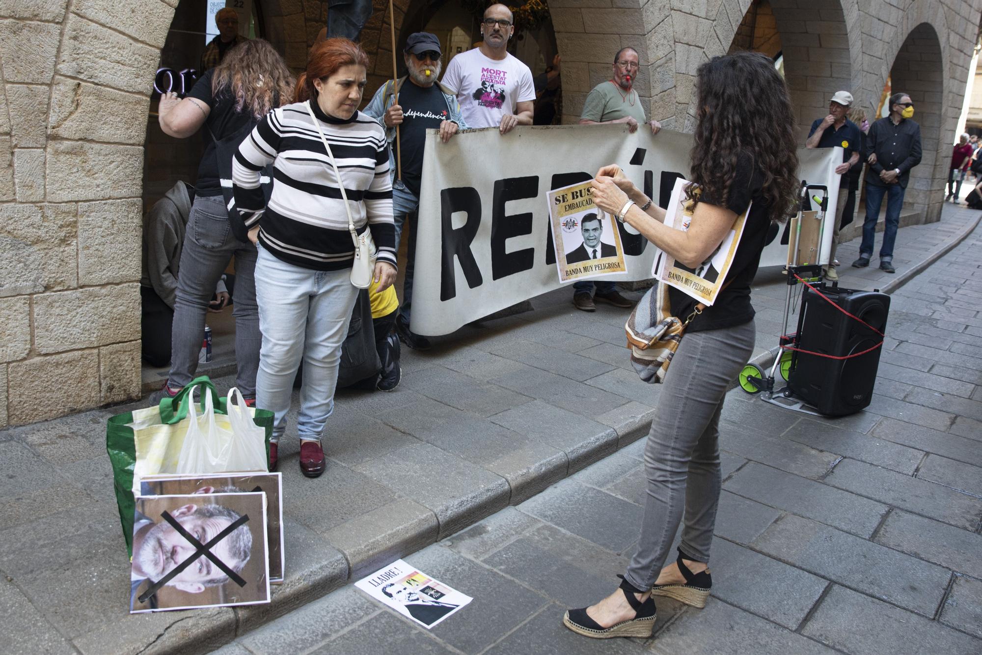 Protesta contra la monarquia i la Fundació Princesa de Girona