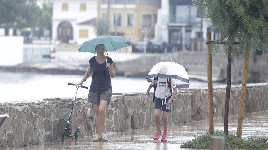 El Govern alerta de tormentas y lluvias intensas a partir de mañana