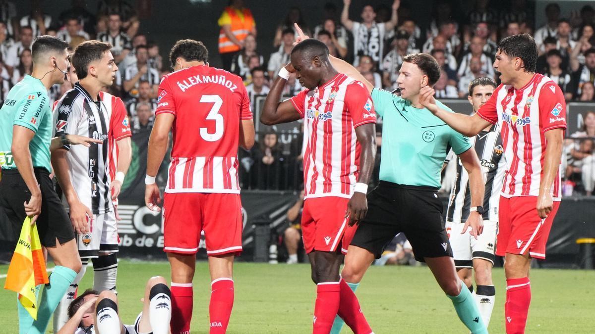 Video | La expedición del CD Castellón, rumbo a Almería