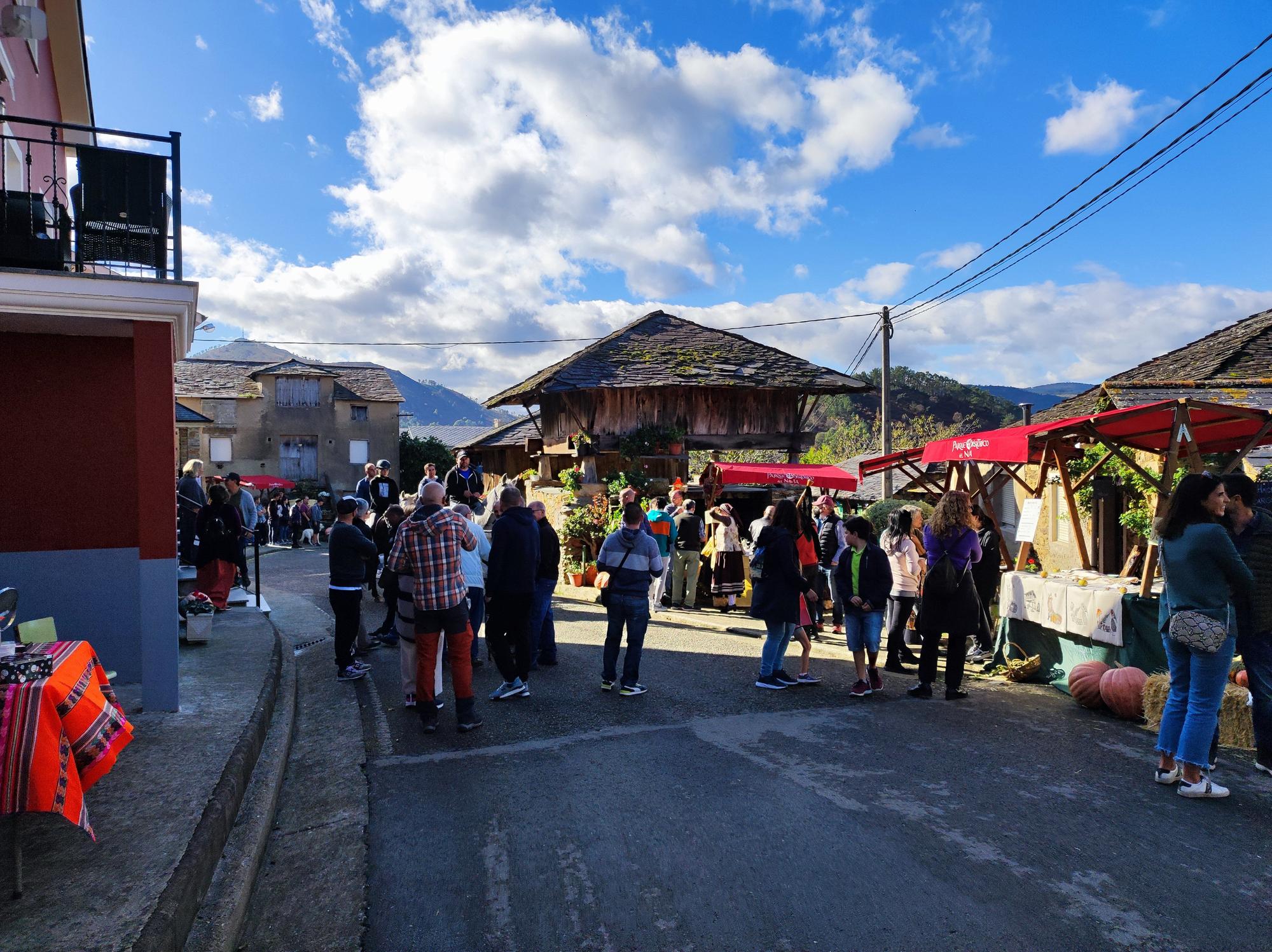 Buen ambiente en la polavilla de Villartorey, en Villayón