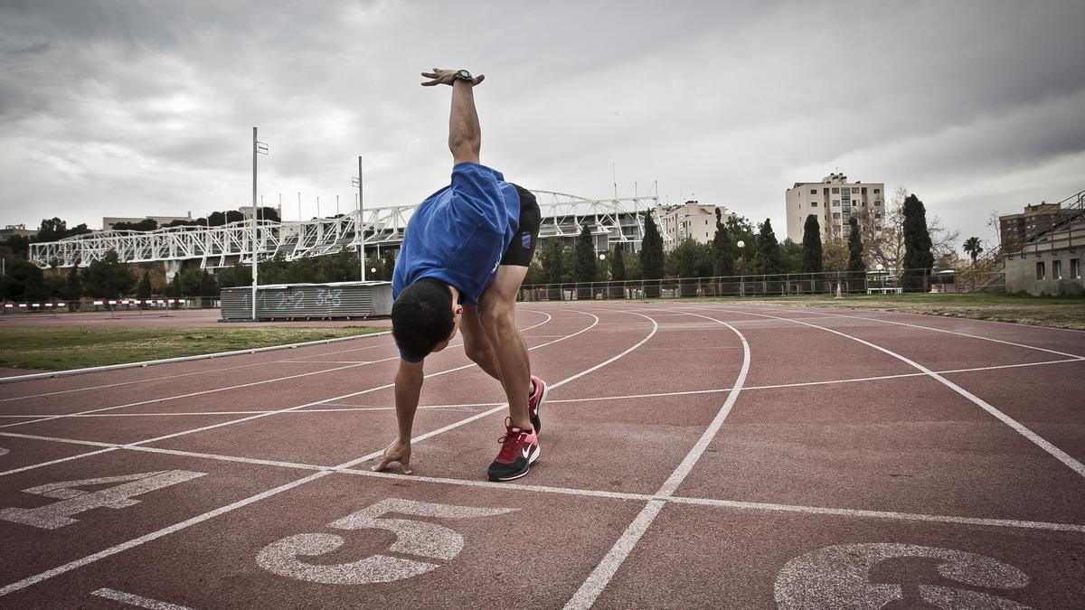 Pista de atletismo del estadio Joaquín Villar de Alicante.