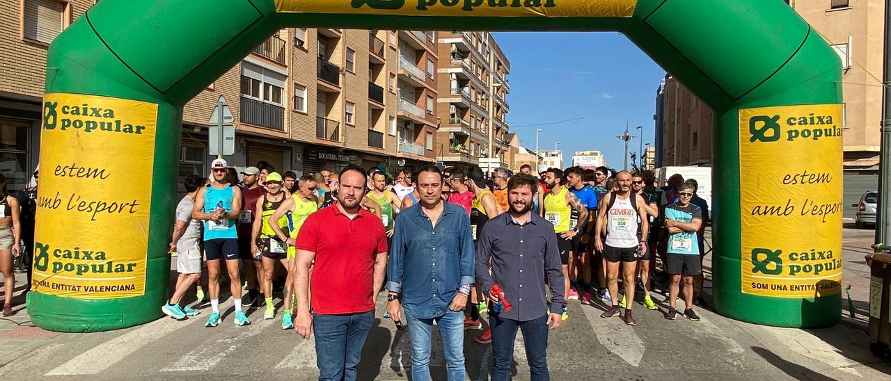 Línea de meta de la 10K de Manises.