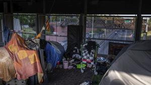 La ronda Litoral absorbeix l’auge de persones sense sostre a Barcelona