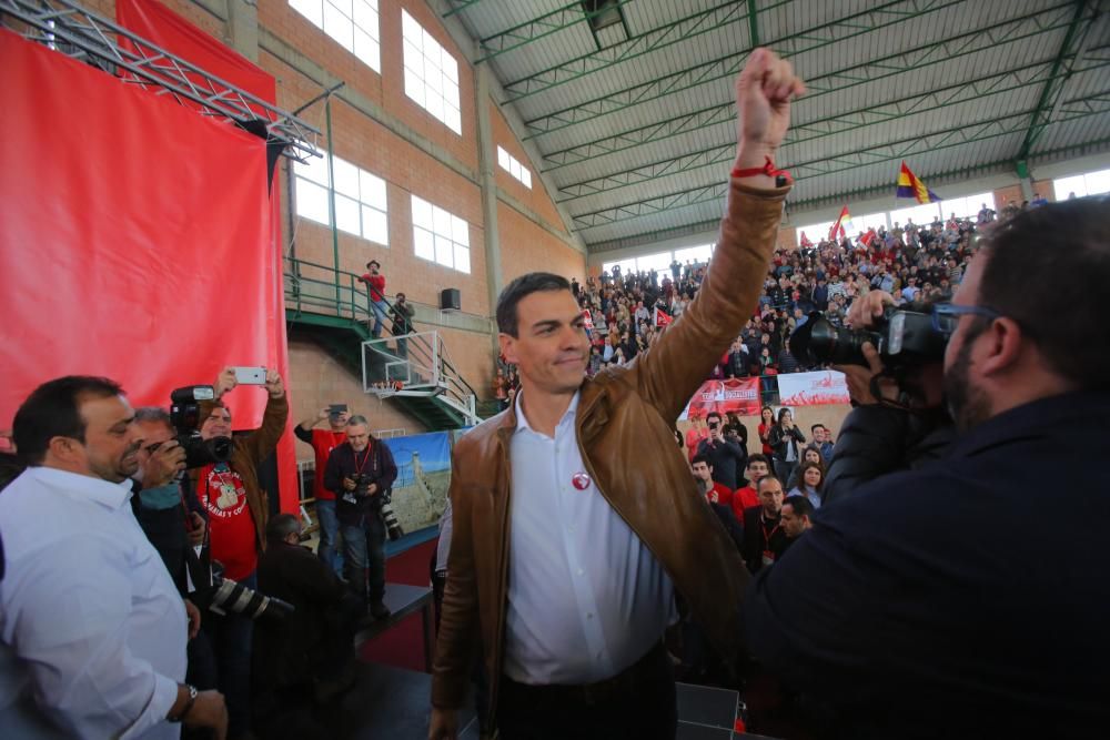 Acto de Pedro Sánchez en Burjassot