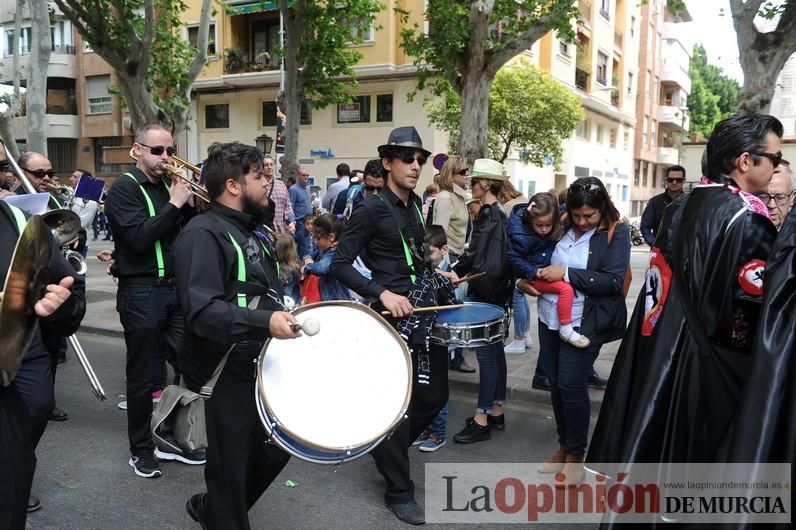 Ambiente sardinero en el Entierro de Día