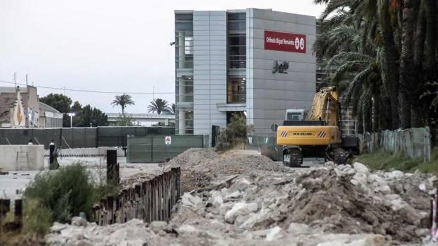 ¿Por qué Orihuela debe pagar el Ave?