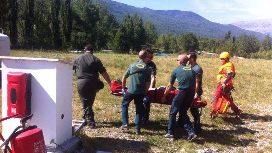 Un fallecido en un fin de semana con 17 rescates de montaña