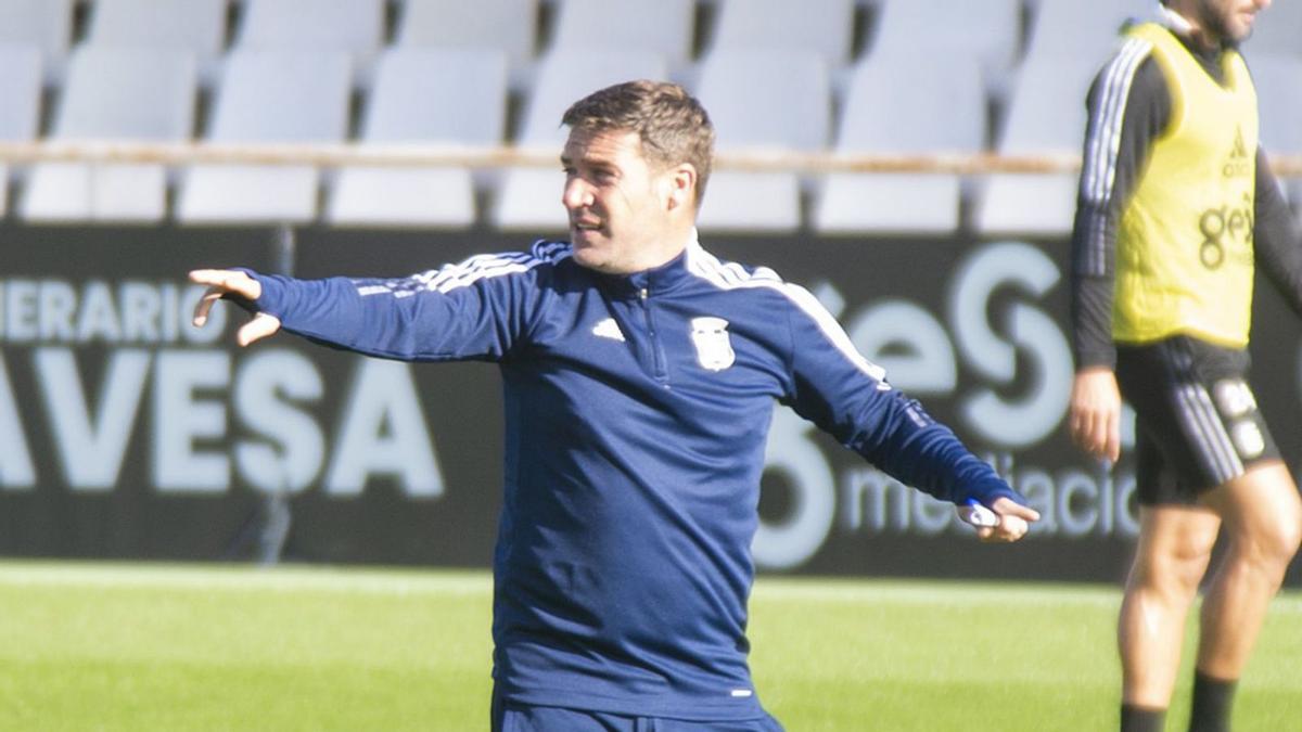 Luis Carrión en un entrenamiento en el Cartagonova. | IVÁN URQUIZAR