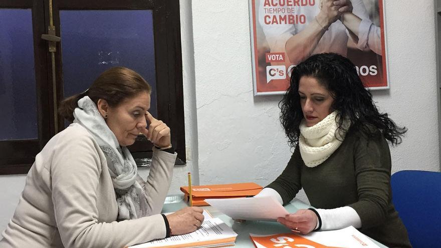 Lola Sánchez y María del Carmen López, frente a frente.