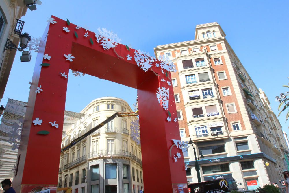 Últimos preparativos de la Feria de Málaga 2017.