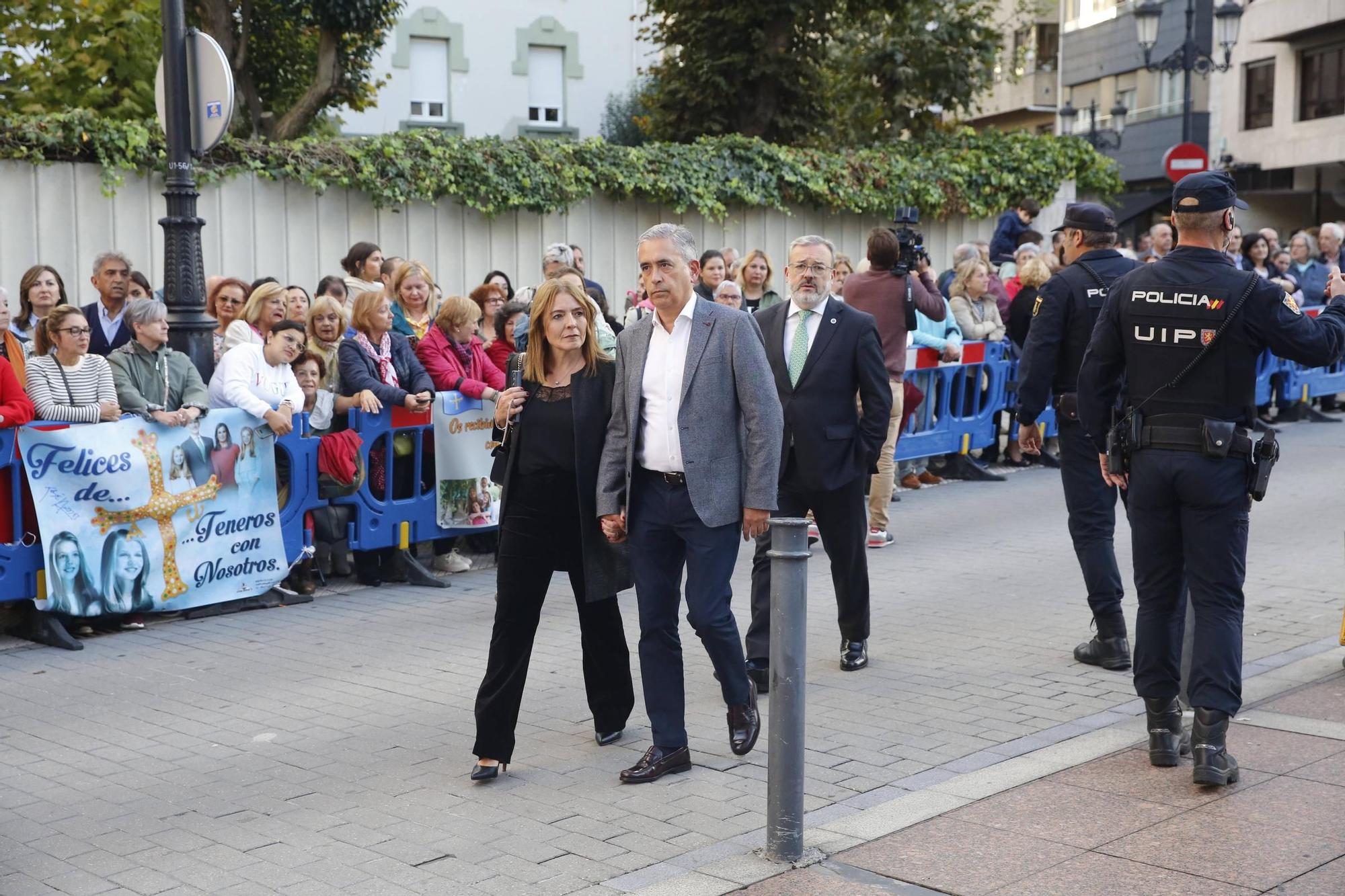 EN IMÁGENES: La Familia Real asiste en Oviedo al concierto de los premios "Princesa de Asturias"