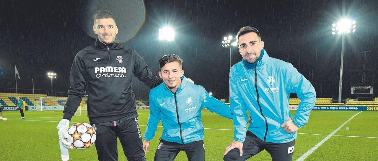 Gero Rulli, Yeremy Pino y Paco Alcácer, en vísperas de todo un partidazo: Villarreal-Manchester United.