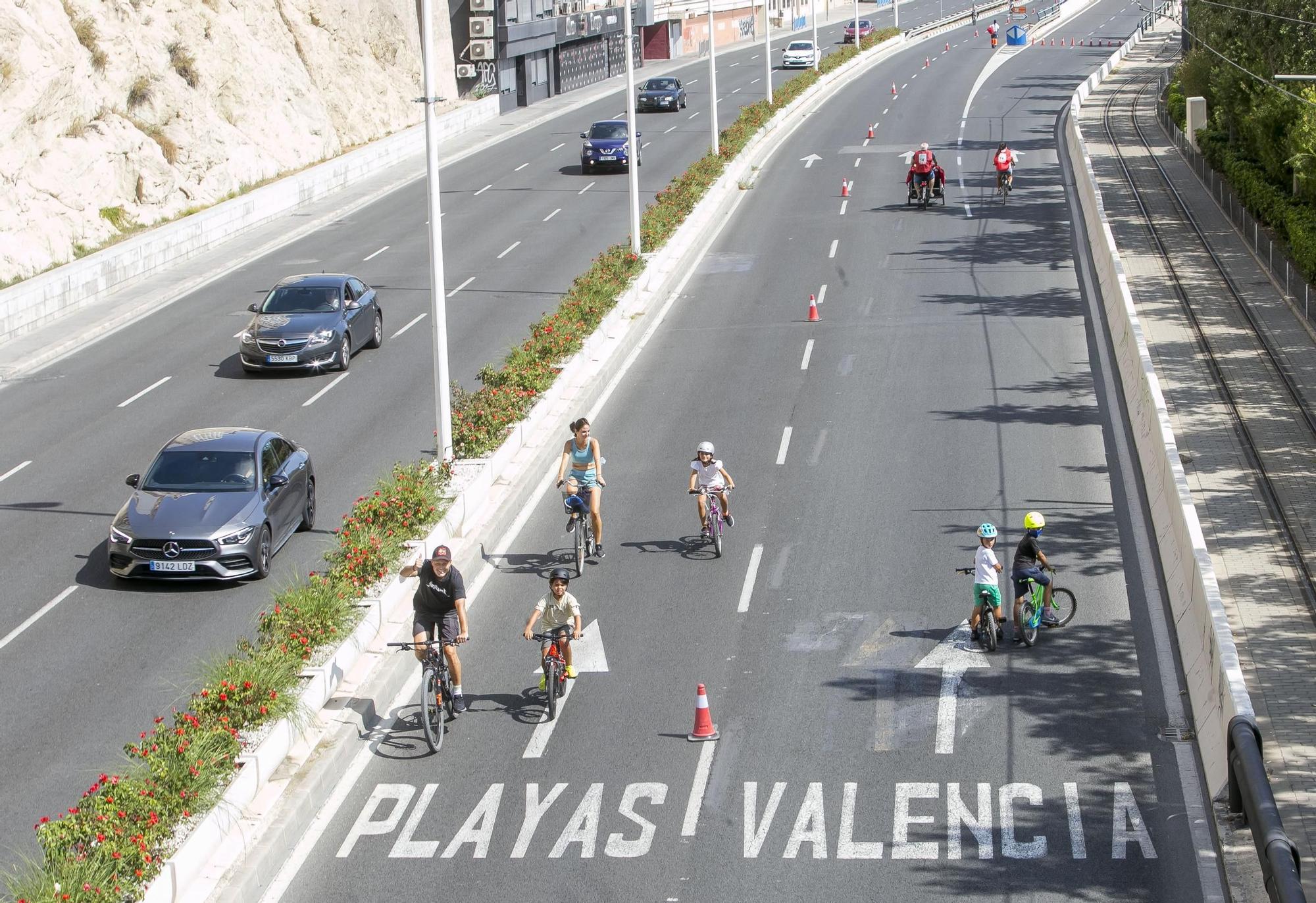 Unas 355 personas participan en la Ciclovía 2020 de Alicante